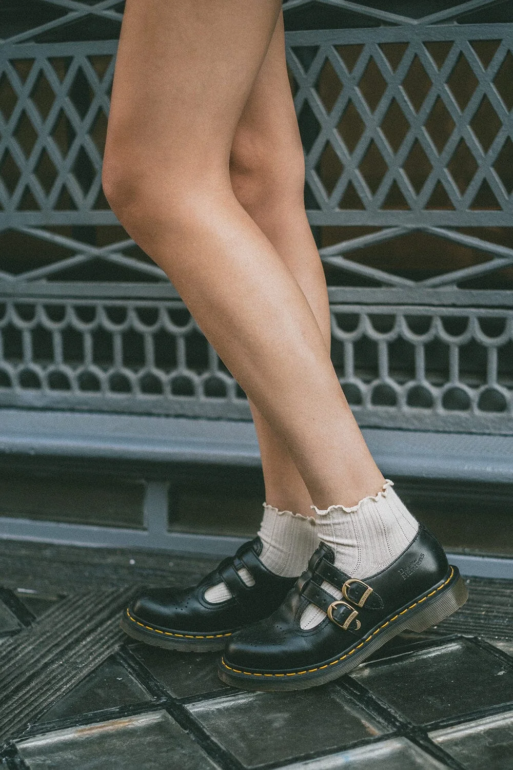 Ruffle Ribbed Socks